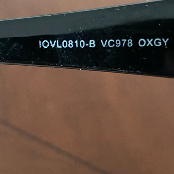 Vince Camuto Black Oversized Sunglasses - Picture 6 of 7